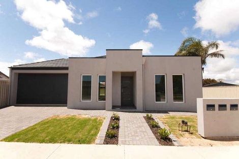 29 Hurstfield Tce, Findon, SA 5023