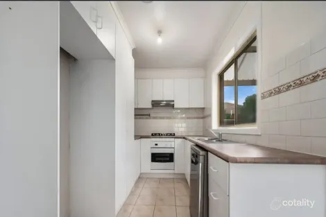 Property photo of 13 Bittern Court Werribee VIC 3030