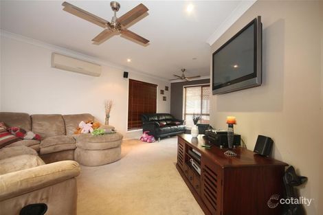Property photo of 5 Gaynor Court Mount Warren Park QLD 4207