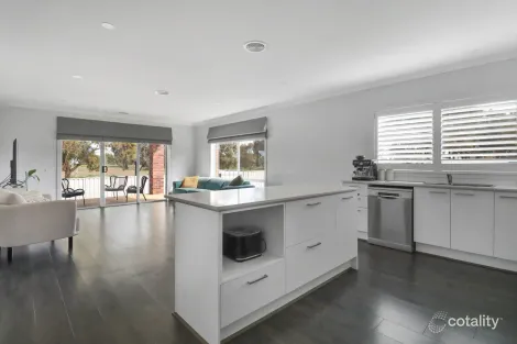 Property photo of 5 Opitz Court Mathoura NSW 2710