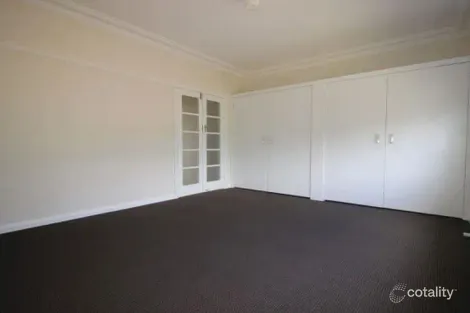 Property photo of 15 High Street West Bathurst NSW 2795