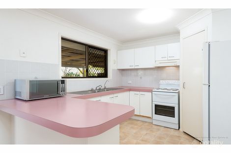 Property photo of 2 Weldon Court Hillcrest QLD 4118