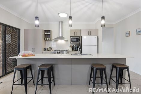 Property photo of 27 Dewdrop Place Ningi QLD 4511