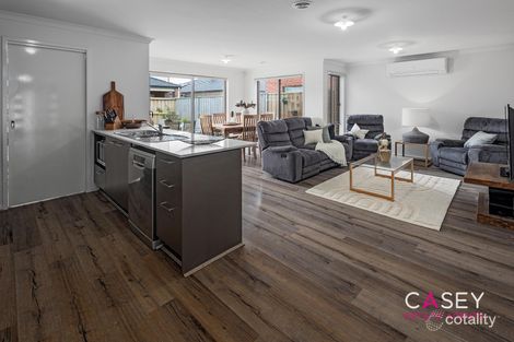Property photo of 73 Deoro Parade Clyde North VIC 3978