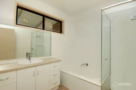 Property photo of 14 Mazamet Court Deniliquin NSW 2710