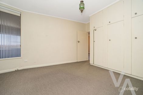 Property photo of 2/8 Anzac Parade The Hill NSW 2300