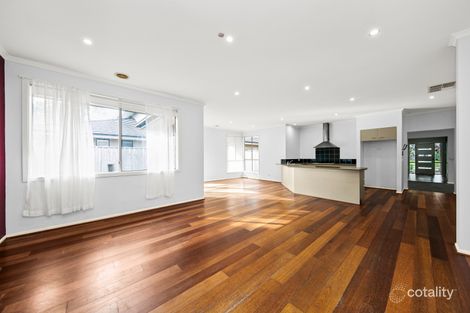 Property photo of 7 River Gum Place Sandhurst VIC 3977