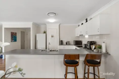 Property photo of 14 Figbird Close Goodna QLD 4300
