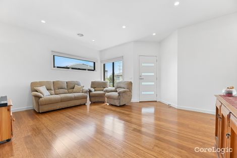 Property photo of 2/24 Highfield Avenue Mulgrave VIC 3170