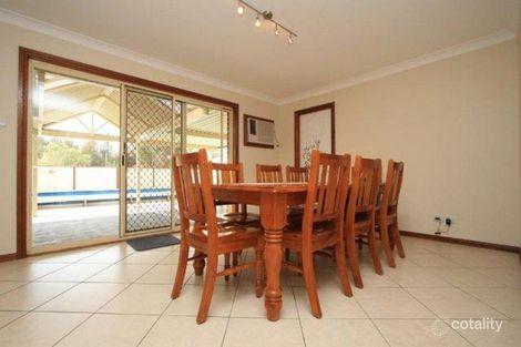 Property photo of 1 Preston Close Leconfield NSW 2335