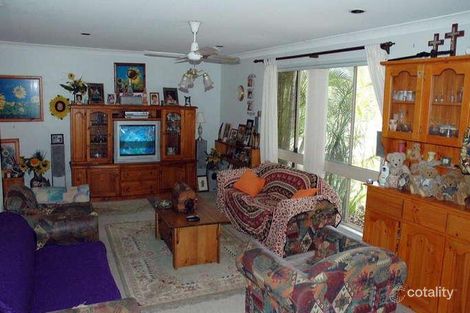 Property photo of 27 Currawong Road Gooburrum QLD 4670