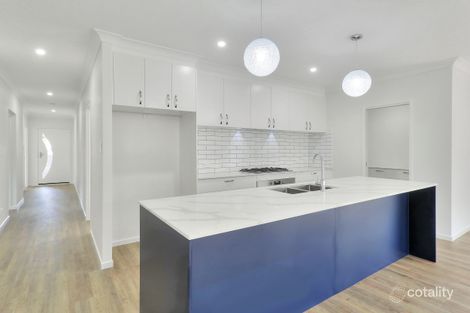 671v Tranters Ave, Camp Hill, QLD 4152