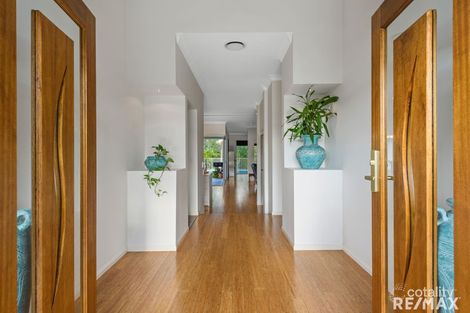 Property photo of 6 Riesling Court Morayfield QLD 4506