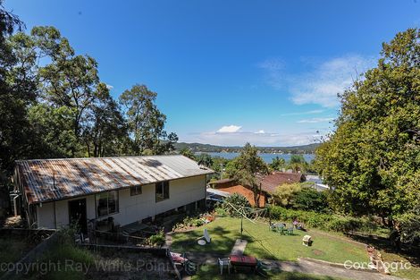 Property photo of 32 Talinga Avenue Point Clare NSW 2250