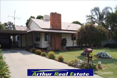 27 Tongs St, Finley, NSW 2713