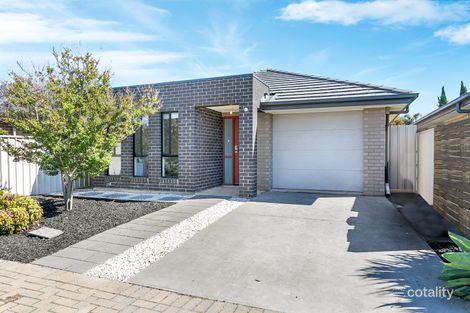 Property photo of 25 School Oval Drive Christie Downs SA 5164