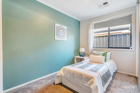 Property photo of 25 School Oval Drive Christie Downs SA 5164