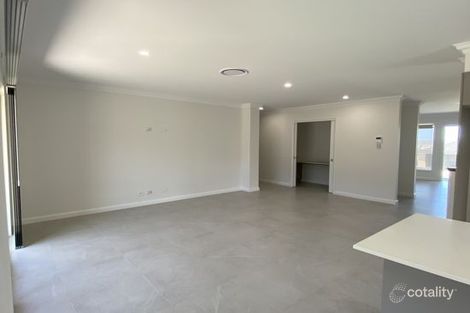 Property photo of 11 Conway Close North Tamworth NSW 2340