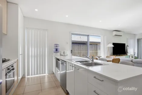 Property photo of 86 Edwardson Drive Coomera QLD 4209