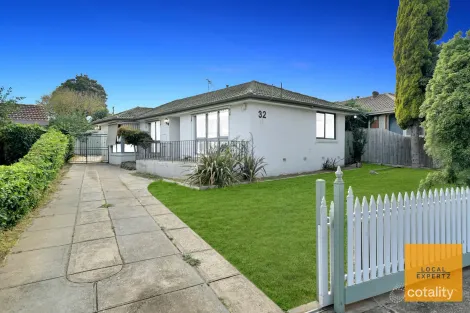 Property photo of 32 Quail Crescent Melton VIC 3337
