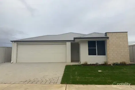 Property photo of 4 Armadan Court Byford WA 6122