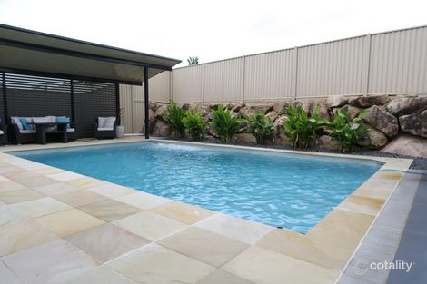 Property photo of 2 Fulham Close Deebing Heights QLD 4306