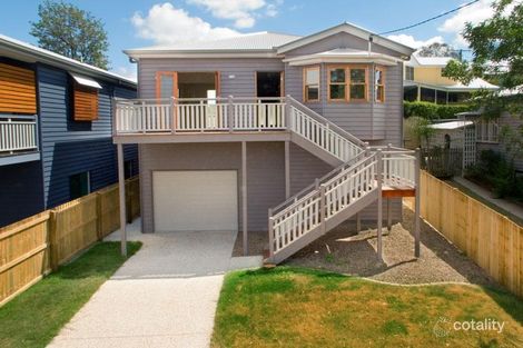 34 Cyril St, Camp Hill, QLD 4152