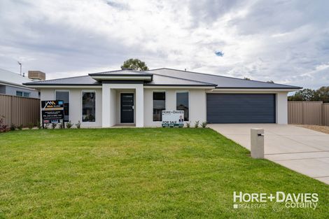 Property photo of 39 Bradman Drive Boorooma NSW 2650