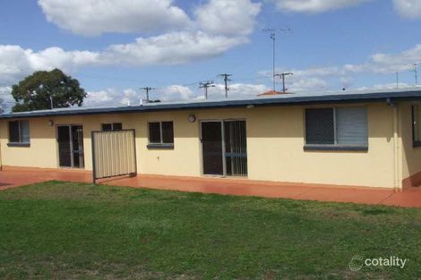 25 Hampton St, Newtown, QLD 4350