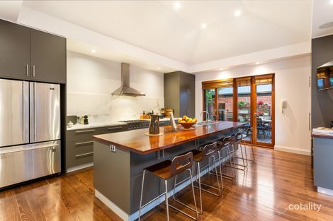 Property photo of 11 Wyuna Road Caulfield North VIC 3161