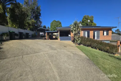 Property photo of 5 Fairway Cove Macksville NSW 2447