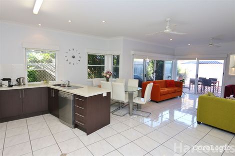 Property photo of 8/12-16 Kangaroo Avenue Bongaree QLD 4507