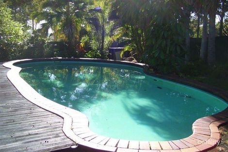 19 Balfour Cres, Highland Park, QLD 4211