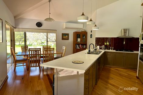 Property photo of 40 Gavins Gully Court Dardanup West WA 6236