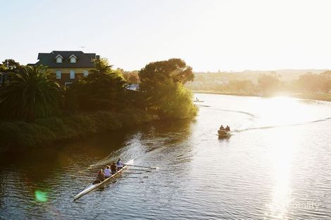 Property photo of 105/8 Sturt Street Essendon VIC 3040