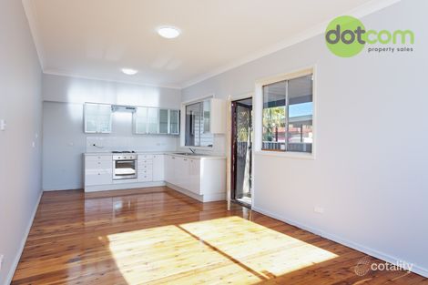 Property photo of 35A Conmurra Circuit Shortland NSW 2307