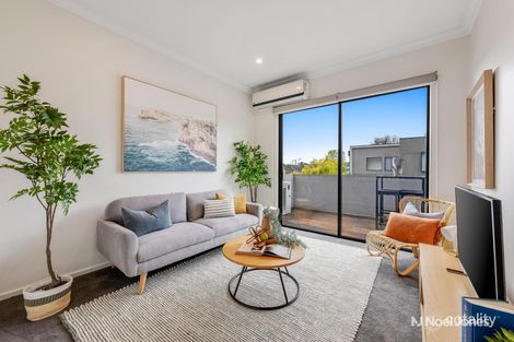 Property photo of 31 Cambridge Road Mooroolbark VIC 3138