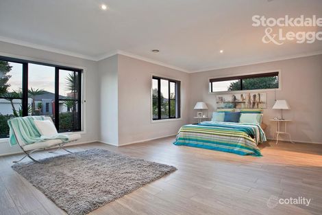 Property photo of 16 Chartwell Crescent Derrimut VIC 3026