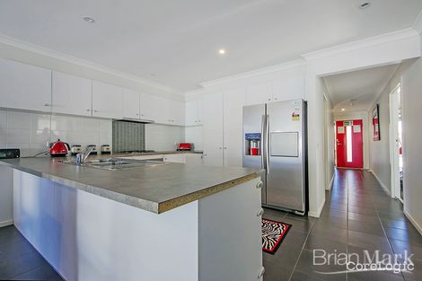 Property photo of 10 Giselle Grove Tarneit VIC 3029