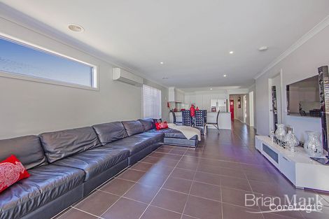 Property photo of 10 Giselle Grove Tarneit VIC 3029