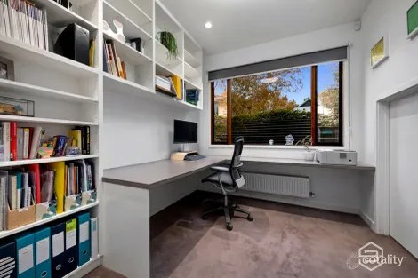 Property photo of 12 McLachlan Street Northcote VIC 3070