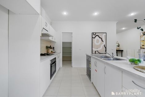 Property photo of 102 Lawn Crescent Braybrook VIC 3019
