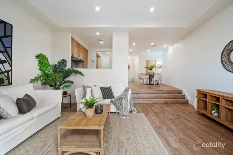Property photo of 16/14 Pendraat Parade Hope Island QLD 4212