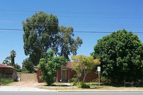 174 Ravenswood Dr, Nollamara, WA 6061