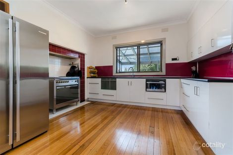 Property photo of 14 Willow Crescent Bell Park VIC 3215
