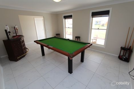 Property photo of 5 Wattle Close Kelso NSW 2795