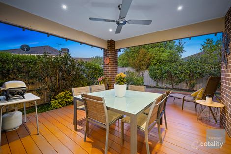 Property photo of 61 Lawson Way Caroline Springs VIC 3023