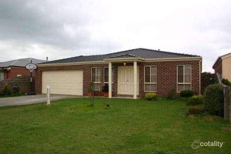 Property photo of 5 Barton Place Traralgon VIC 3844