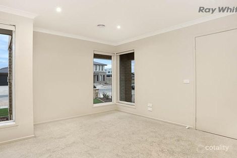 Property photo of 39 Coastwatch Road Point Cook VIC 3030
