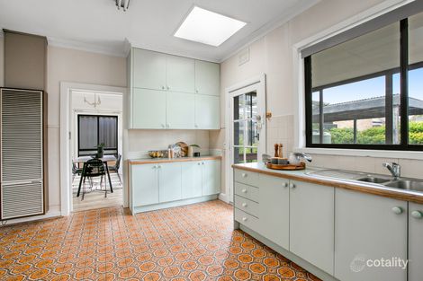 Property photo of 8 Army Avenue Reservoir VIC 3073